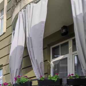 Балкон из полимерной лозы