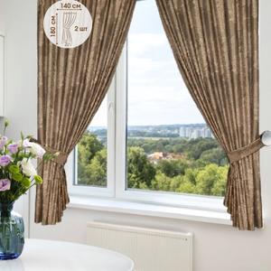 Представляем вам стильные короткие шторы ГАЛАНТ, которые станут идеальным дополнением к вашей кухне! Этот комплект из двух штор из прочного и практичного репса, выполненных в классическом стиле, создаст уютную атмосферу в вашем доме. Длина штор 180 см идеально подходит для кухонных окон. Шторы ГАЛАНТ не только украсят ваш интерьер, но и обеспечат комфортный уровень освещения, защищая от яркого солнца. Благодаря антикоготь эффекту, шторы сохранят свой безупречный вид даже при активном использовании. В комплект входят два подхвата, которые позволят вам красиво драпировать шторы и регулировать уровень естественного света в помещении. Эти шторы легко стираются и быстро сохнут, что делает их очень удобными в уходе. Создайте уютную и стильную атмосферу на вашей кухне с шторами ГАЛАНТ!