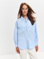 Рубашка голубая женская
