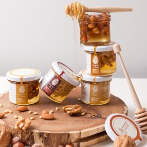 Орехи в меду