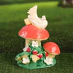 Садовая фигура "Птица на грибах" размер 30х16х15 см 9410621