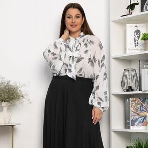 Юбка-макси в чёрном цвете от бренда LT Collection из твила — это идеальное решение для вашего гардероба! Эта модель создана для тех, кто хочет выразить свою индивидуальность и создать неповторимый образ. Чёрный цвет — это классика, которая всегда актуальна и подходит к любому стилю. Расклешённый силуэт добавляет образу лёгкости и романтичности, подчёркивая женственность. Резинка на талии обеспечивает удобную посадку. Станет отличным выбором как для повседневных образов, так и для особых случаев.