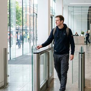 Установка проходных