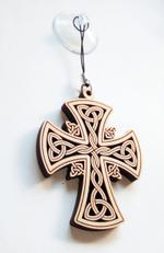 Крест в машину в кельтском стиле