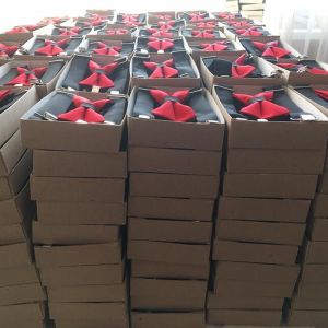 Заказ для компании ЮТА (Москва): 400 комплектов бабочка + подтяжки в фирменных цветах компании. Изготовлены в течении 20 дней для вручения в качестве новогоднего подарка клиентам по СНГ.