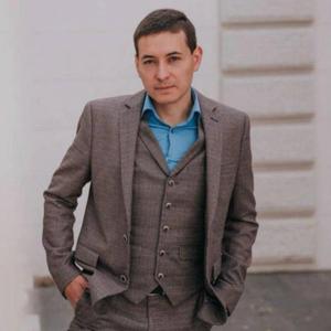 Анатолий — ведущий юрист по международному праву и ВЭД.
Надежный юридический щит нашей компании и наших клиентов. Анатолий детально прорабатывает каждый контракт с зарубежными фабриками, исключая любые риски для вашего бизнеса. Он виртуозно отстаивает интересы клиентов в сложных правовых ситуациях: от защиты вашей торговой марки (СТМ) до решения спорных вопросов с таможенными органами. С ним ваш бизнес защищен на 100%.