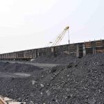 Киев попытается бесплатно вывезти запасы угля из Донбасса