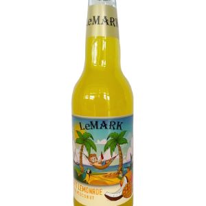 Крафтовый лимонад LeMARK - безалкогольный сильногазированный напиток на растительном сырье со вкусом «Манго - Кокос». Тропическая комбинация сока манго с кокосом перенесет вас на экзотический пляж, подарит ощущение жаркого лета, отдыха и веселья. Яркий напиток утолит в жару и дополнит коктейль. Напиток LeMARK не оставит никого равнодушным.  В составе премиальные натуральные ингредиенты из Германии, содержит натуральный сок.