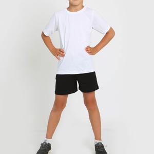 Спортивный костюм российского производителя Зайчик Рося. Костюм детский состоит из футболки и шортов (футболка – хлопок 100%, шорты выполнены из кулирки с лайкрой – хлопок 95%, лайкра – 5%). Комплект подойдет как для девочки, так и для мальчика. Идеальный вариант физкультурной формы для садика или школы.