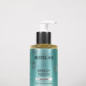 Гель после загара с алоэ Breezy touch

Программа защиты кожи от воздействия солнца включает в себя не только крем с высоким индексом SPF, но и успокаивающее средство, которое наносят после загара. Мы создали гель с алоэ Breezy touch, который успокоит раздраженную солнечными лучами кожу, восстановит уровень влаги и ускорит регенерацию тканей в случае ожога.

Все компоненты в составе идеально дополняют друг друга, усиливая свои свойства. В основе средства — натуральные экстракты алоэ вера и гинкго билоба. Уникальные возможности алоэ высоко ценят в косметологии: оно хорошо увлажняет, проникая в глубокие слои эпидермиса, тонизирует, насыщает.

Экстракт гинкго билоба положительно влияет на состояние стенок кровеносных сосудов, повышая их эластичность.

Текстура средства очень нежная: если нанести небольшое количество геля на кожу, ощущаешь свежесть и облегчение. Отсутствие в составе парабенов позволяет использовать его при чувствительной и склонной к аллергии коже.

Чтобы избежать негативного воздействия солнечных лучей, необходимо нанести солнцезащитный крем с подходящим индексом SPF (например, SPF 30 Summer bliss из линии Sunline) за 15–20 минут до выхода на солнце, обновляя средство каждые два часа. После возвращения с пляжа или прогулки рекомендуем принять душ и воспользоваться успокаивающим гелем Breezy touch.

Sunline создана с любовью. Возьмите в отпуск всю серию и наслаждайтесь отдыхом! О красоте и здоровье позаботятся наши средства.

Применение
Нанесите достаточное количество средства на чистое и сухое тело после принятия солнечных ванн, аккуратно помассируйте и дождитесь полного впитывания. Подходит для всех типов кожи.

Состав
AQUA, ALOE BARBADENSIS (ALOE VERA) LEAF GEL, MENTHA PIPERITA WATER, Sodium Polyacrylate, NIACINAMIDE, Phenoxyethanol (and) Ethylhexylglycerin, Biosaccharide gum-1, Sodium Hualuronat, Camellia Sinensis (Green Tea) Leaf Extract, POLYSORBATE-80 ,CENTELLA ASIATICA LEAF EXTRACT, GINKGO BILOBA (MAIDENHAIR TREE) NUT EXTRACT, LAMINARIA DIGITATA (HORSETAIL KELP) EXTRACT, TREHALOSE, COLLAGEN, ELASTIN, PARFUM, ALLANTOIN, PANTHENOL, Color
