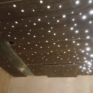 Потолок с светодиодами. Звездное небо