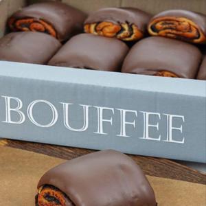 Булочка с маком