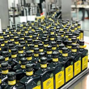 Линия производителя по розливу в бутылку