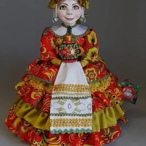 коллекция "Городецкий"
Яркие розаны, сказочные птицы и дух русского гостеприимства. Тепло традиций в каждом стежке. Идеальный подарок для тех, кто создает уют с любовью к истории