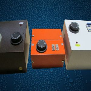 ПУЭ (пульт управления) предназначены для управления электроводонагревателями (ЭВП-3, ЭВП-6 и ЭВП-9, ЭВП-12, ЭВП-15 и т.д.), электрокаменками ЭК-3, ЭК-6, ЭК-9, ЭК-12, ЭК-18.