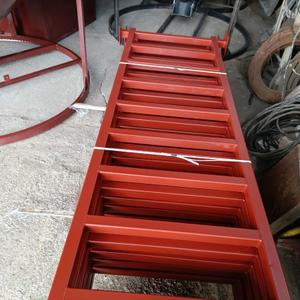 Лестница выхода на кровлю