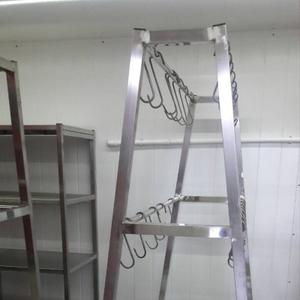 Стеллаж, вешало для мяса