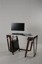 Офисный стол