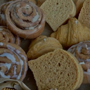 свечи-булки с логичными ароматами, которые точно вызовут восторг