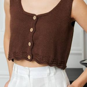 Летний топ с пуговицами