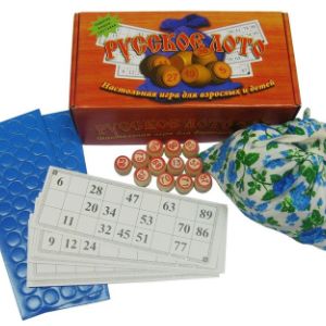 Русское лото в картонной - деревянные бочатав мешочке , карты и фишки чтобы закрывать цифры.