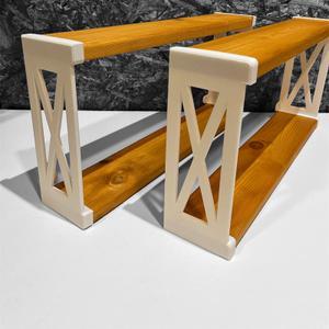 Цвет полки: махагон
Материал: дерево (хвоя)
Цвет поддержки: белый, черный
Материал: прочный пластик 
Размер:50х24х9,5