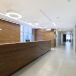 Уникальный дизайн офиса Первой Грузовой компании от NAYADA: простота и функциональность мебельных ре