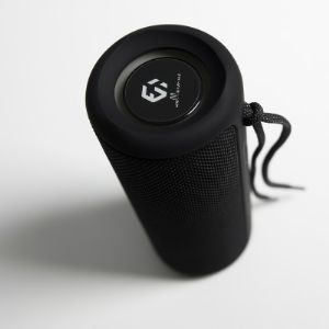 Аудиовход Bluetooth / TWS / AUX / TF-карты
Емкость аккумулятора:
3,7 В, 3600 мАч
Мощность: 20Вт