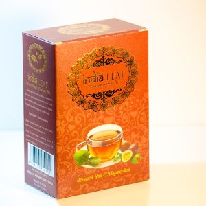 Цельный среднелистовой чай Ассам ,лимонная цедра,лепестки подсолнечника,маракуйя.