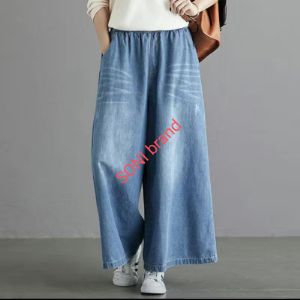 Широкие брюки, джинсовая ткань, размер в наличии.