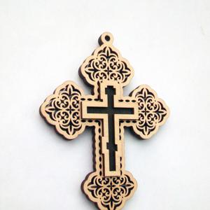 Крест автомобильный,двухсторонний с орнаментом в салон автомобиля
Авторские изделия.
Страна изготовитель Россия
Белгородская обл.
Размер 10,2*8 см.