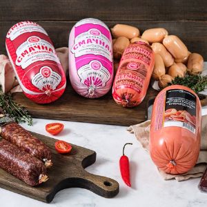 Стараясь идти в ногу со временем Слуцкий мясокомбинат постоянно разрабатывает и запускает в производство новые виды продукции с высокой биологической и пищевой ценностью, проводит непрерывную работу над улучшением товарного вида и увеличением сроков годности мясных изделий.