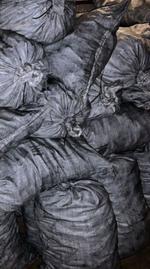 Древесный уголь оптом в полипропиленовых мешках