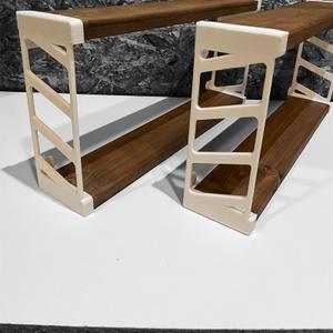 Цвет полки: мокко
Материал: дерево (хвоя)
Цвет поддержки: белый, черный
Материал: прочный пластик 
Размер:50х24х9,5