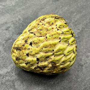 Аннона (черимойя, сметанное яблоко)