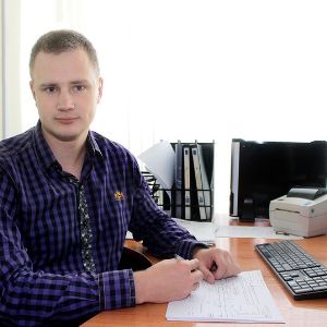 Кирилл - менеджер-консультант
