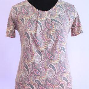 Блуза "Анфиса". Ткань:масло
Состав:полиэстер 72%
           вискоза 28%   
Размерный ряд:48-58
ЦЕНА 280 руб.