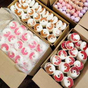 Сферы 300шт,
Пончики 3 вида по 300шт