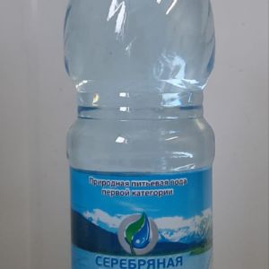 Вода природная питьевая газированная первой категории 1,5 литров  &#34;Серебряная Благодать&#34;