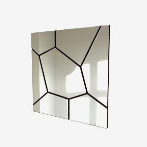 Зеркальное панно  материал: зеркало 4 мм (серебро)
обработка: еврокромка
основа: ЛДСП 16 мм (цвет черный), шинка
размеры: 25х700х700мм