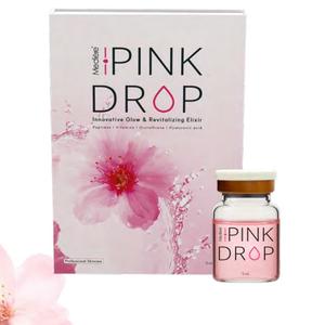 Pink Drop — это универсальный skin booster с более чем 60 активными ингредиентами, который обеспечивает комплексное восстановление кожи:

Гиалуроновая кислота (HA) — глубокое увлажнение и упругость.

Витамин B12 — придаёт коже естественный розовый оттенок и улучшает микроциркуляцию.

Ниацинамид (B3) — регулирует выработку меланина, выравнивает тон и осветляет пигментацию.

Пептиды и ДНК-натрий (PDRN) — стимулируют регенерацию клеток, синтез коллагена и эластина.

Антиоксиданты (Витамин C, Глутатион) — защищают от свободных радикалов, уменьшают пятна и замедляют старение.

Витамины A, E, B-комплекс — укрепляют барьер кожи, повышают эластичность и улучшают текстуру.

✨ Эффект Pink Drop:

- Глубокое и длительное увлажнение,

- Повышение упругости и эластичности,

- Сияющий и ровный тон кожи,

- Восстановление после повреждений,

- Замедление признаков старения и сокращение мелких морщин.