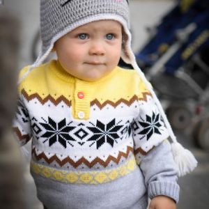 Джемпер. Вязаный стильный джемпер для мальчика. Размеры 86, 92, 98
Подробности на сайте mamasv.ru