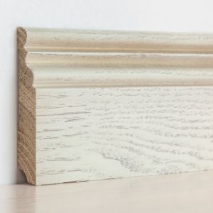 Плинтус Фигурный из массива дуба, 90мм