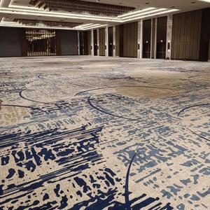 Ковровые покрытия для конференций залы
Состав: 80% Шерсть 20% Полиамид
Плотность: 7/9
Высота ворса:8мм
Обшая Высота:11мм
Весь ворса: 941 гр/м2
Обший весы:1967 гр/м2
Основа: Джут
Пожарный сертификат: КМ2