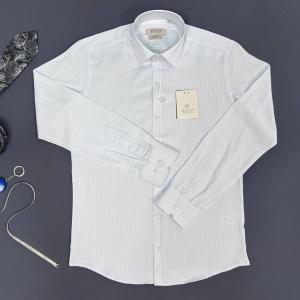Мужская рубашка Slim fit
Модель- С-5
Цвет- 114
Размер: 38-45