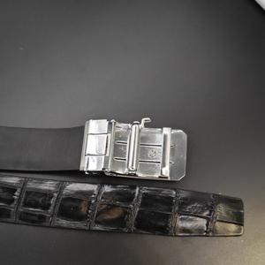 Ремень из кожи крокодила