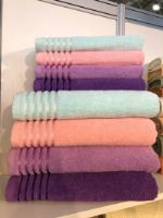 Махровые полотенца и банные халаты из натурального хлопка