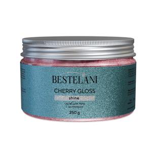Скраб для тела с шиммером Cherry gloss

Скраб для тела с шиммером Cherry gloss — это эффективное отшелушивающее средство со светоотражающими частицами, которое выравнивает рельеф кожи и придает ей нежное сияние. Благодаря ценным маслам и морской соли в составе скраб не только бережно удаляет омертвевшие клетки эпидермиса, но и активно увлажняет. Комплекс из вишневого и лавандового экстрактов омолаживает и оздоравливает кожу, повышает ее эластичность и восстанавливает водный баланс, сохраняя в клетках влагу. Натуральные масла (сладкого миндаля, карите) борются с сухостью и раздражением, повышают упругость тела и уменьшают проявление целлюлита.

Результат — нежная, обновленная кожа с приятным ароматом вишни!