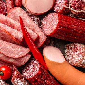 Колбасы и копчености на буковых опилках