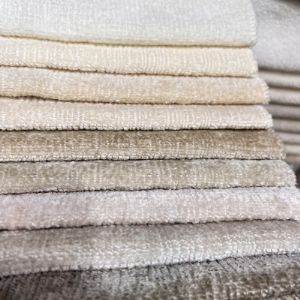 Обивочные ткани. Модификации товара по составу, плотности, наличии подклада, составу подклада, ширине рулона, обработке ткани.